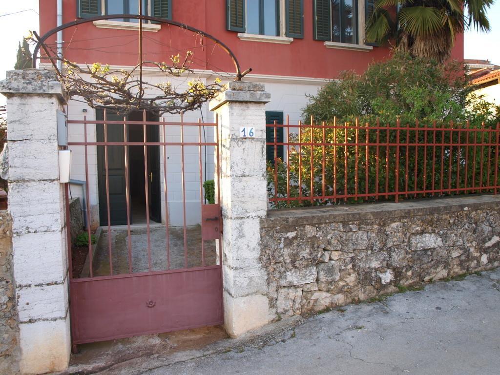 Rovinj'S Flowers Apartments Eksteriør bilde